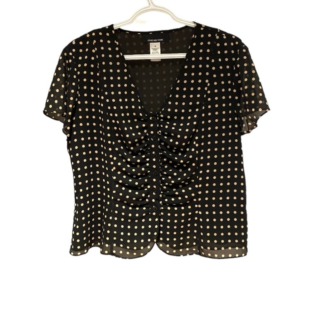 Jones New York polka dot Short sleeve blouse. Size 14